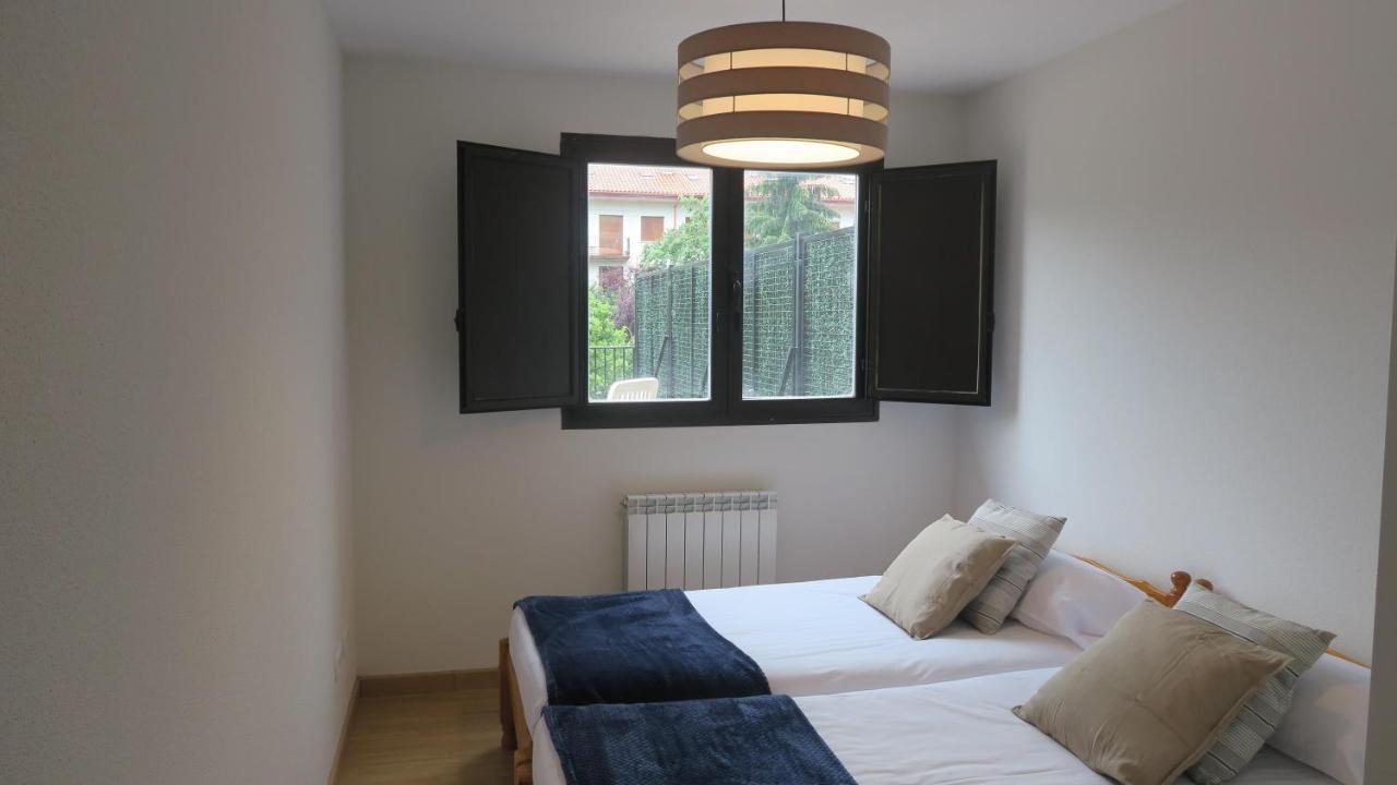 Apartamentos Palacio Azcarate Calle Calvario エスカライ エクステリア 写真